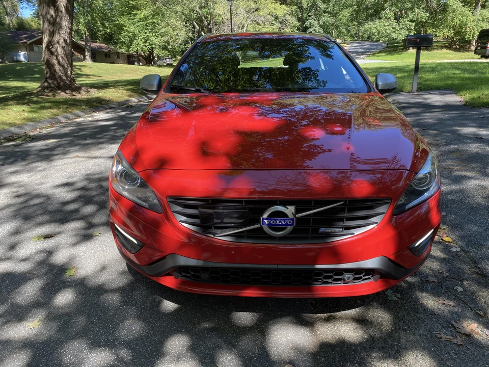 2015 Volvo V60 1st Gen - Image 6 of 31