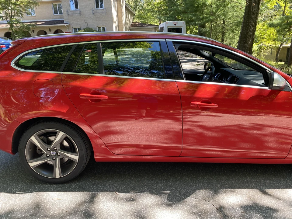 2015 Volvo V60 1st Gen - Image 30 of 31