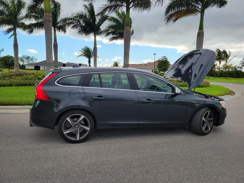 2015 Volvo V60 1st Gen - Image 20 of 31