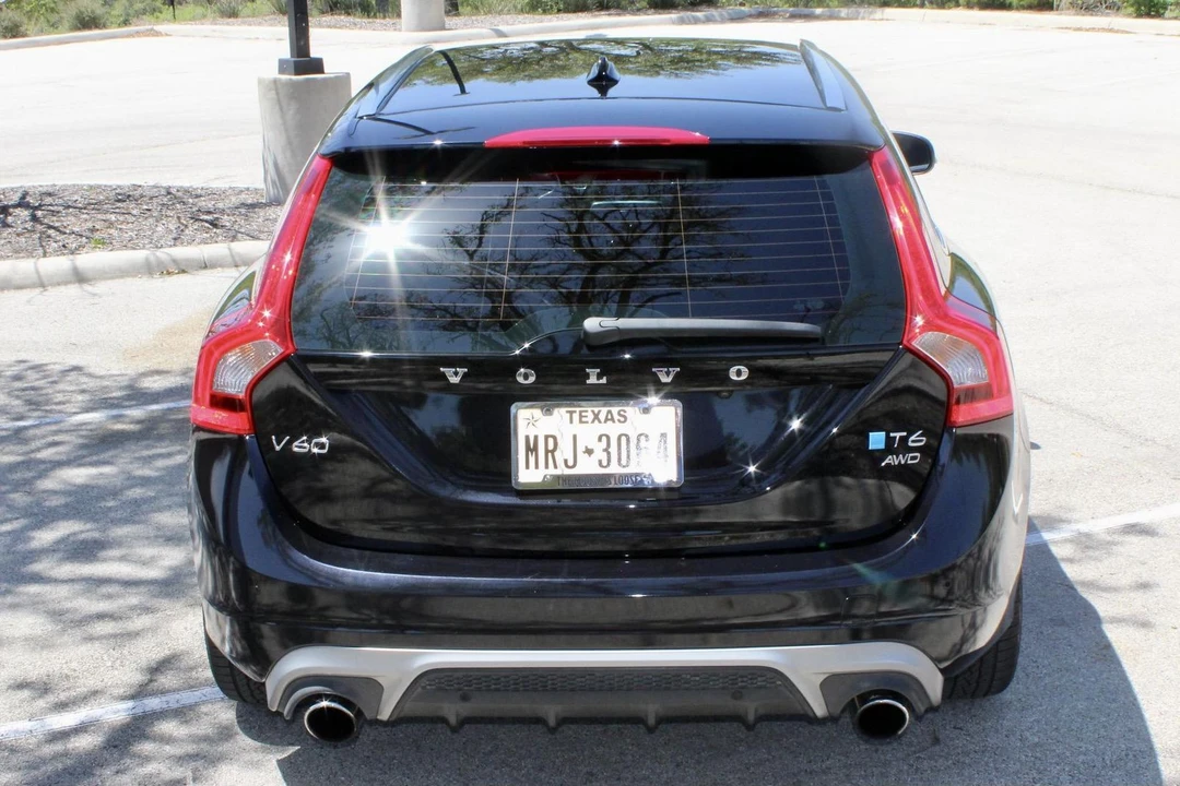 2015 Volvo V60 1st Gen - Image 5 of 5