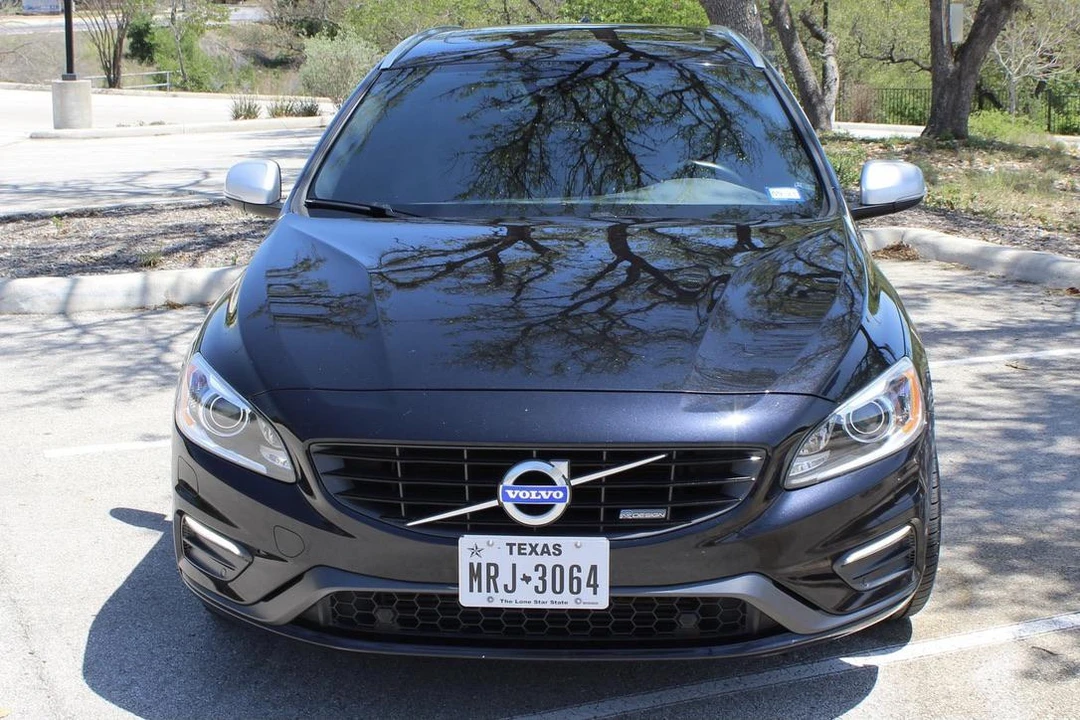 2015 Volvo V60 1st Gen - Image 2 of 5