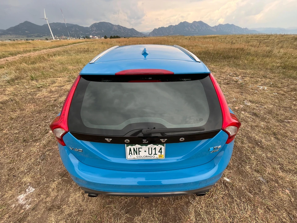 2015 Volvo V60 1st Gen - Image 14 of 29