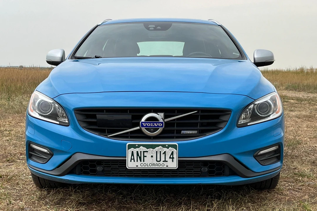 2015 Volvo V60 1st Gen - Image 2 of 29