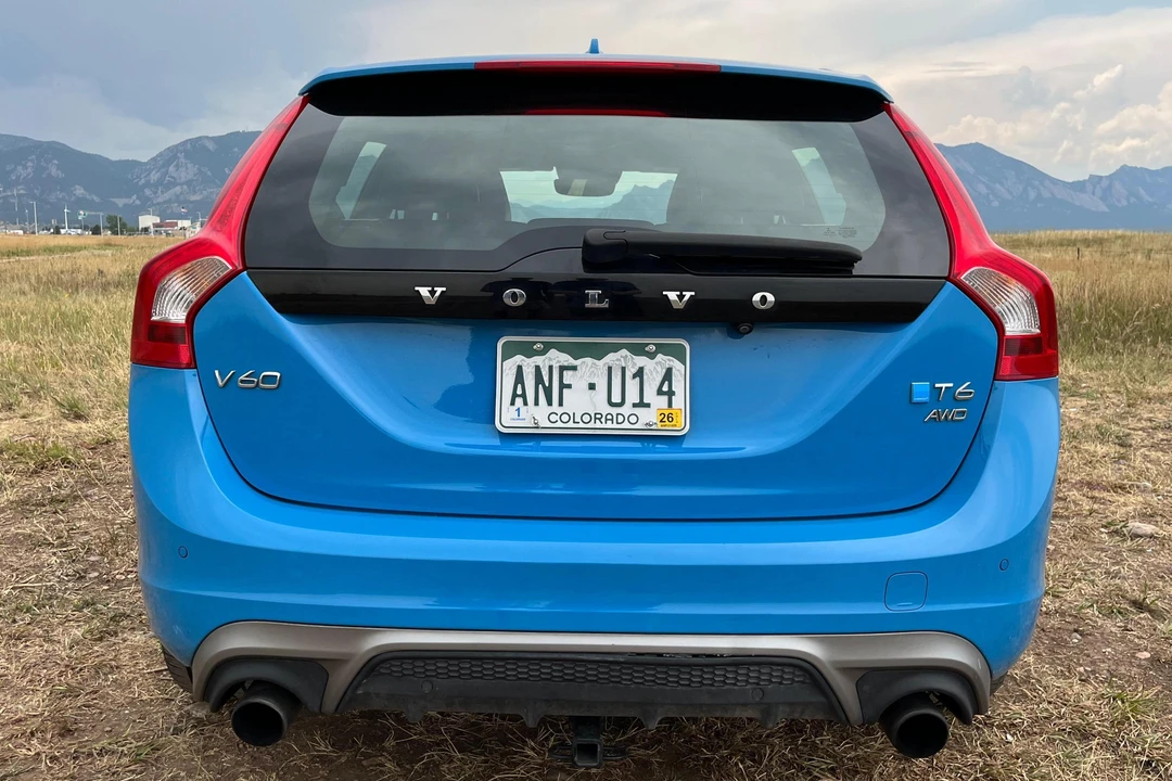 2015 Volvo V60 1st Gen - Image 5 of 29