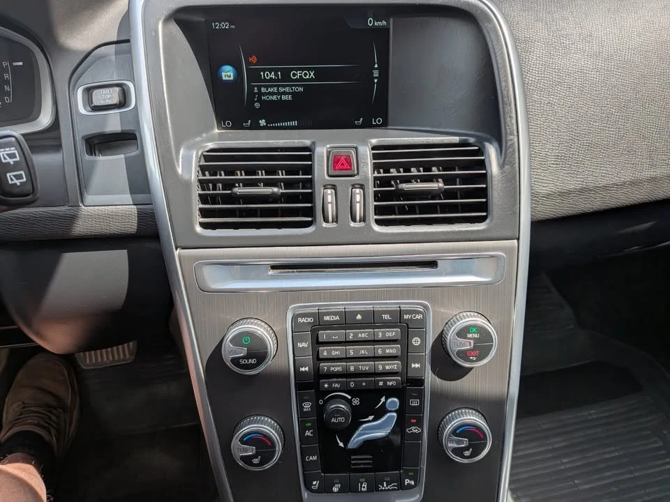 2015 Volvo XC60 1st Gen - Image 7 of 13