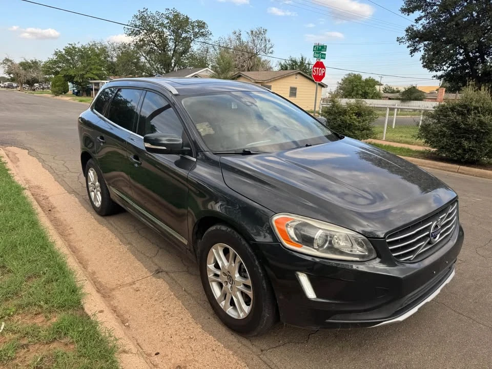 2015 Volvo XC60 1st Gen - Image 4 of 11