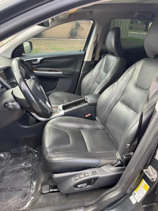 2015 Volvo XC60 1st Gen - Image 10 of 11