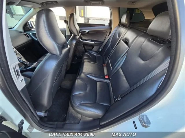2015 Volvo XC60 1st Gen - Image 15 of 21