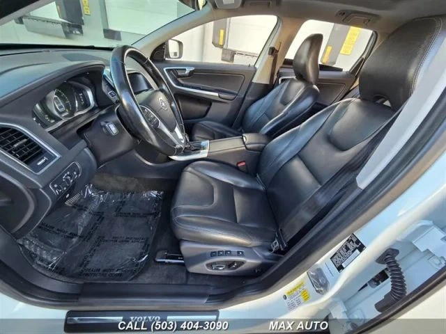 2015 Volvo XC60 1st Gen - Image 12 of 21