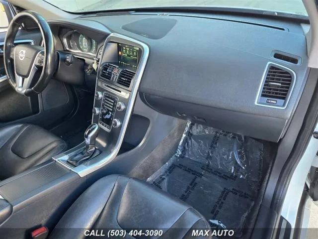 2015 Volvo XC60 1st Gen - Image 2 of 21
