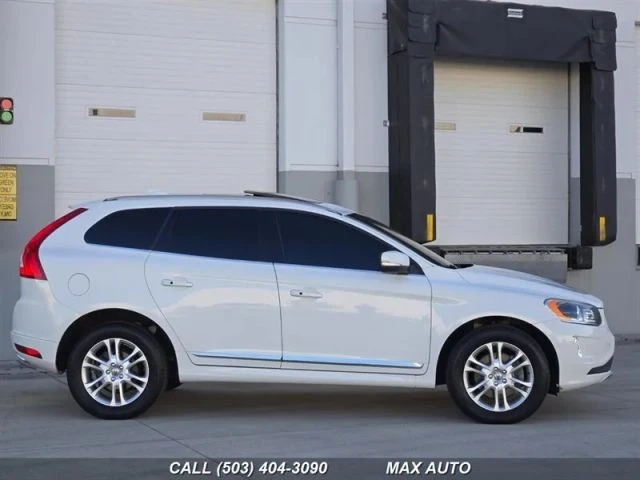 2015 Volvo XC60 1st Gen - Image 9 of 21
