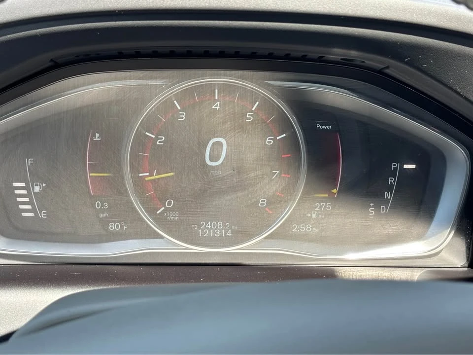 2015 Volvo XC60 1st Gen - Image 12 of 18