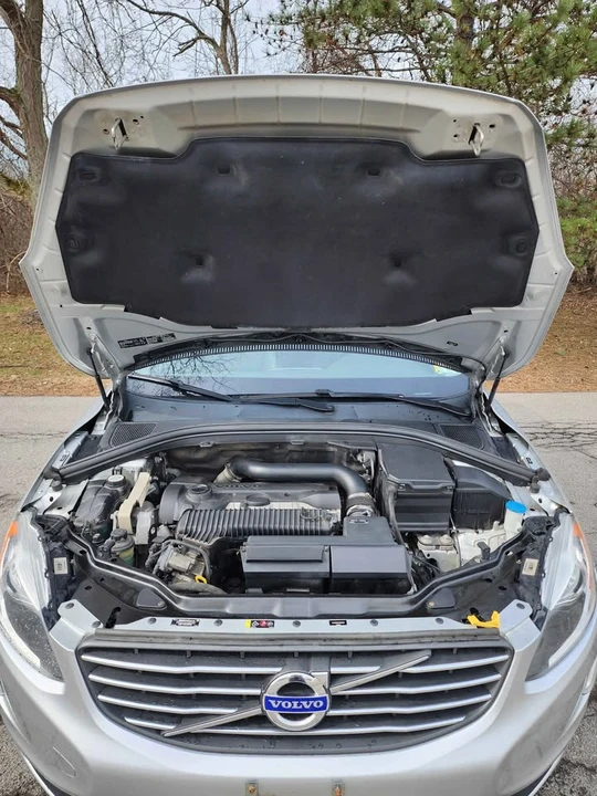 2015 Volvo XC60 1st Gen - Image 6 of 20