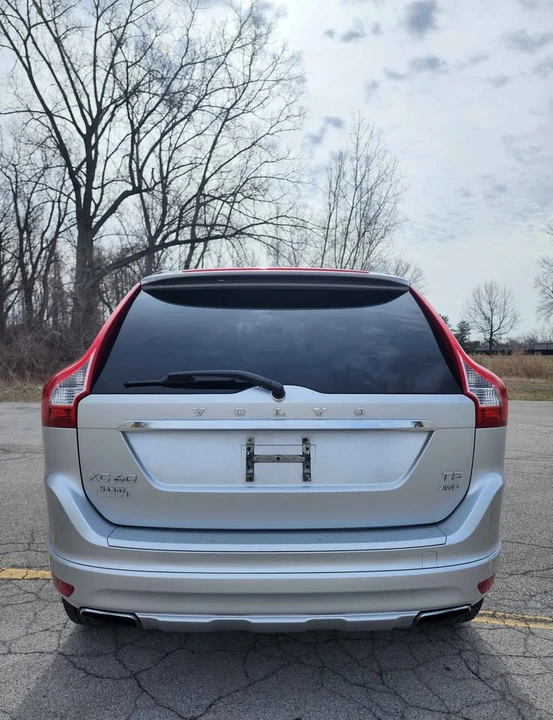 2015 Volvo XC60 1st Gen - Image 5 of 20