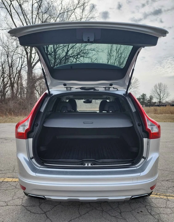 2015 Volvo XC60 1st Gen - Image 7 of 20