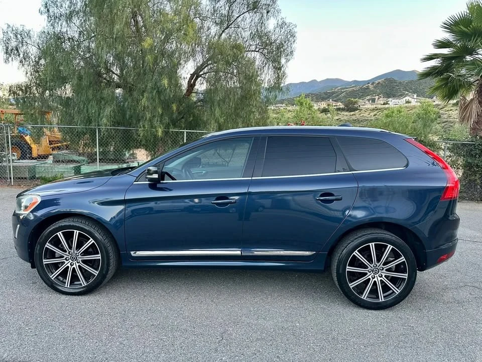 2015 Volvo XC60 1st Gen - Image 8 of 20