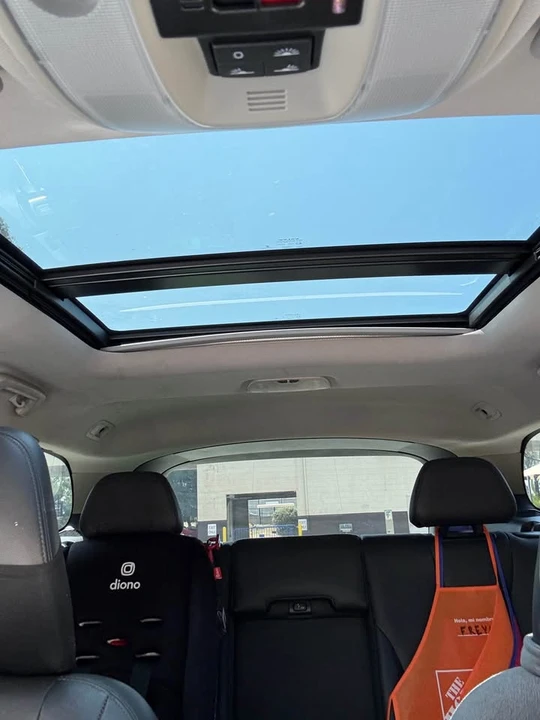 2015 Volvo XC60 1st Gen - Image 6 of 13