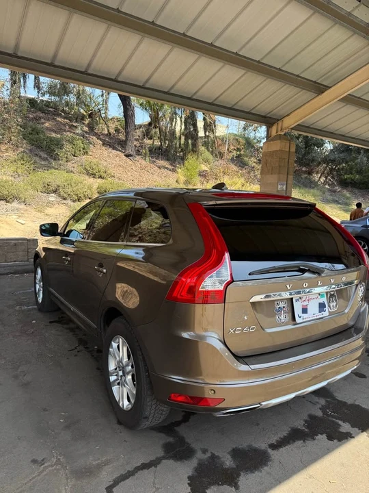 2015 Volvo XC60 1st Gen - Image 3 of 13