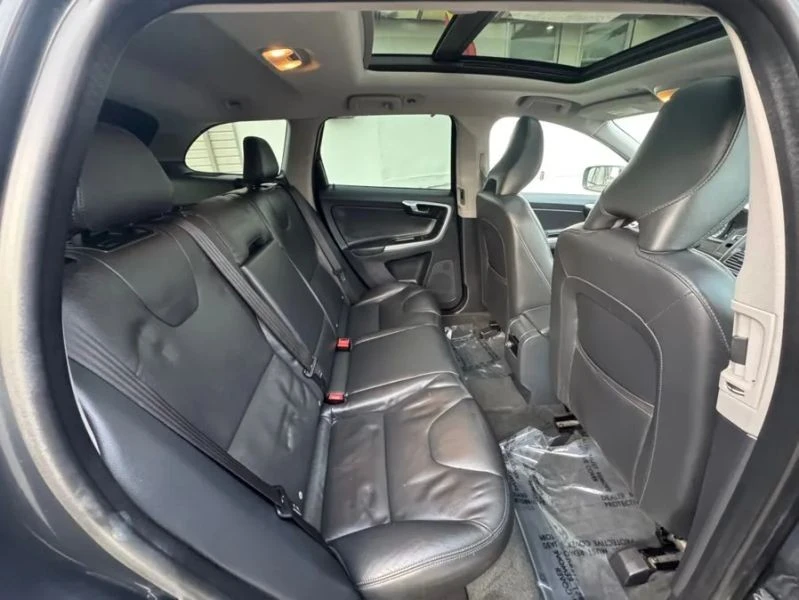 2015 Volvo XC60 1st Gen - Image 10 of 12