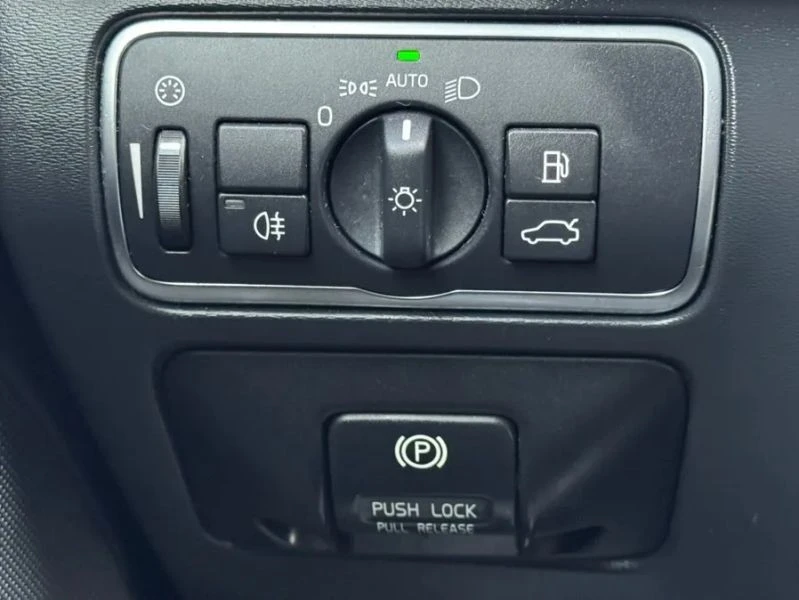 2015 Volvo XC60 1st Gen - Image 12 of 12