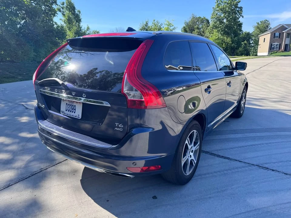 2015 Volvo XC60 1st Gen - Image 4 of 9
