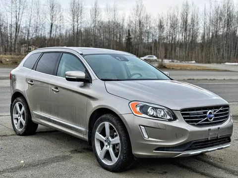 2015 Volvo XC60 T6 Platinum AWD