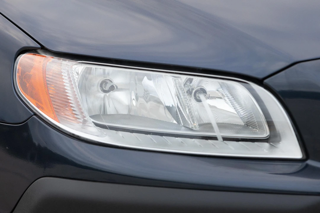 2015 Volvo XC70 3rd Gen - Image 31 of 31