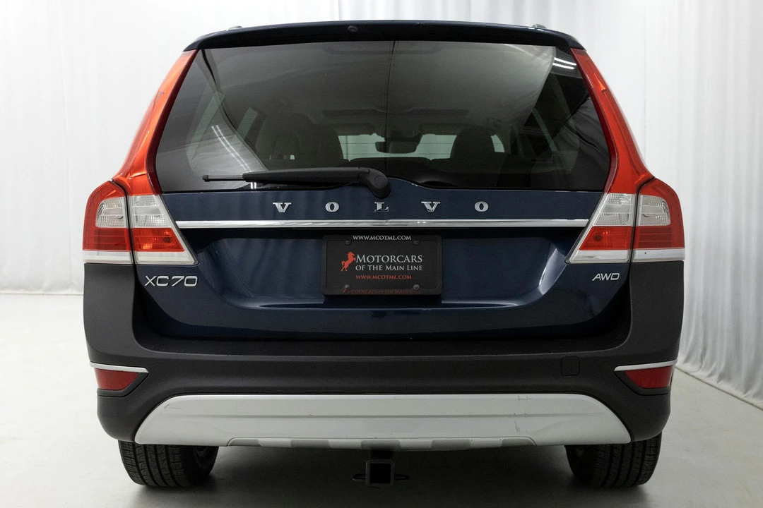2015 Volvo XC70 3rd Gen - Image 25 of 31