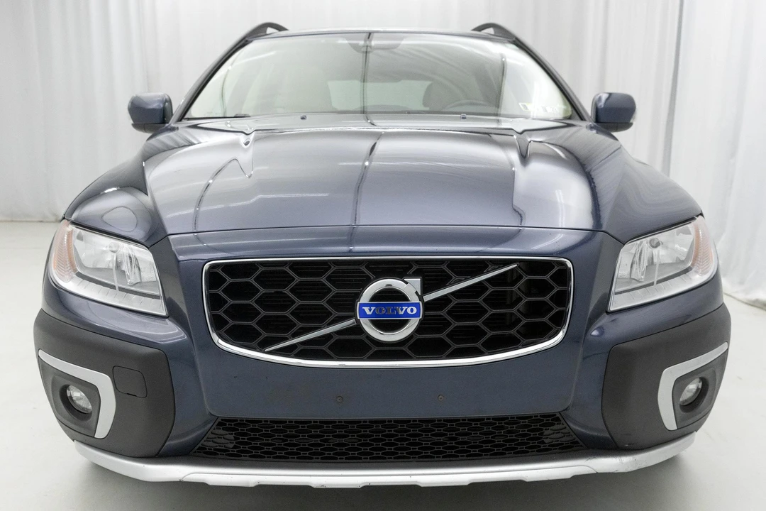 2015 Volvo XC70 3rd Gen - Image 20 of 31