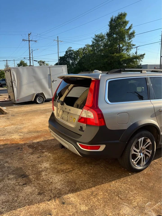 2015 Volvo XC70 3rd Gen - Image 7 of 18
