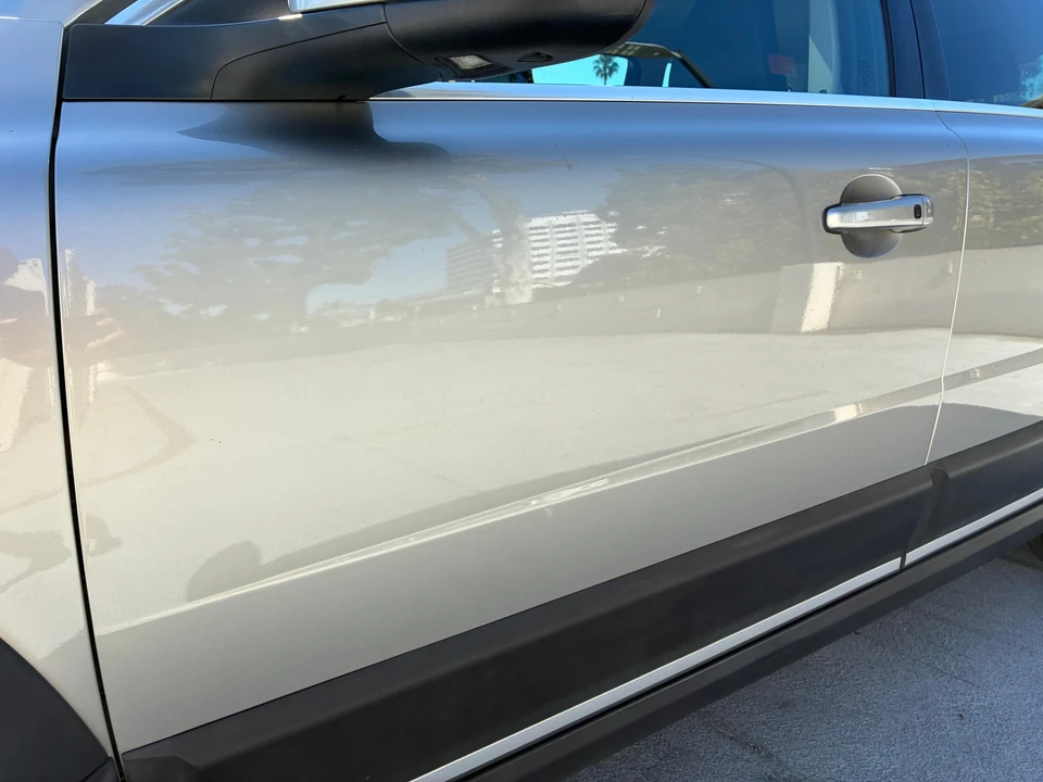 2015 Volvo XC70 3rd Gen - Image 28 of 31