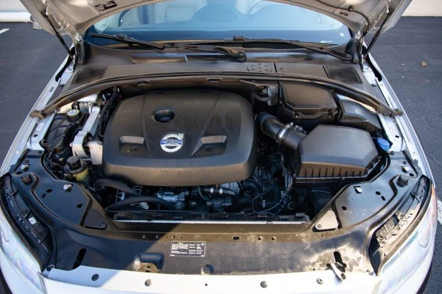 2015 Volvo XC70 3rd Gen - Image 6 of 7