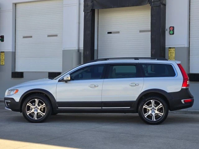 2015 Volvo XC70 3rd Gen - Image 5 of 31