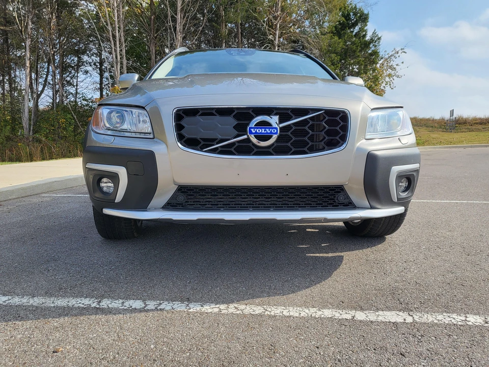 2015 Volvo XC70 3rd Gen - Image 6 of 31