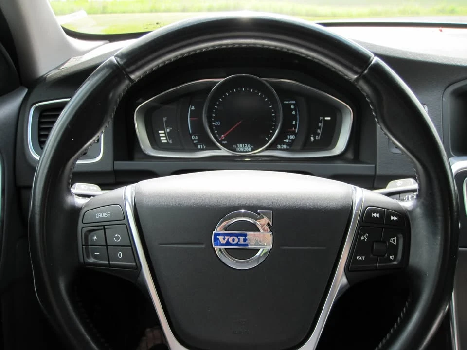 2015 Volvo S60 2nd Gen - Image 17 of 19