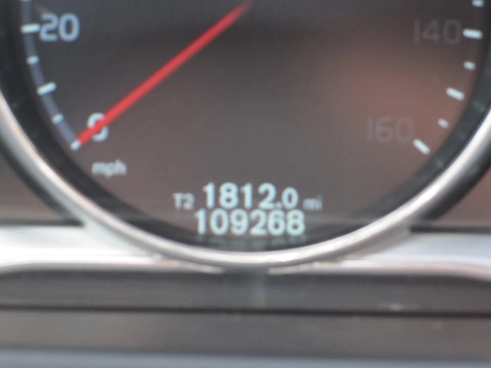 2015 Volvo S60 2nd Gen - Image 16 of 19