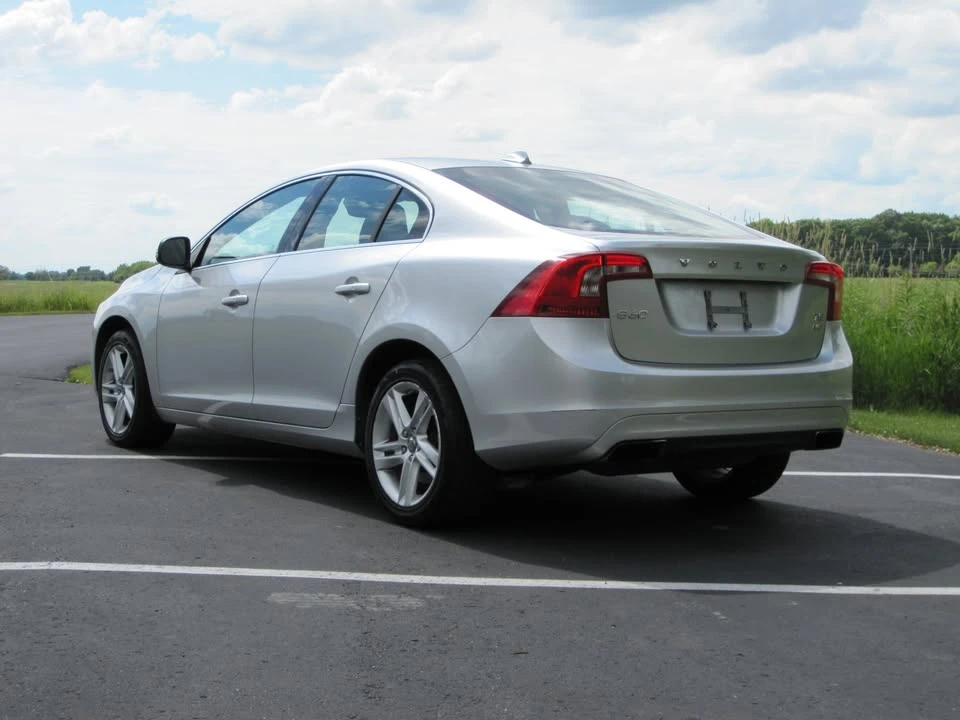 2015 Volvo S60 2nd Gen - Image 11 of 19