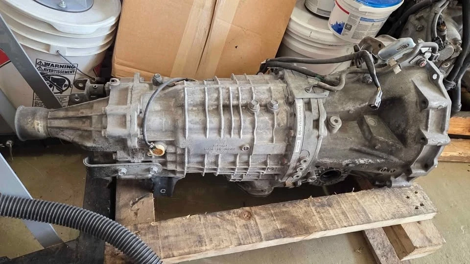 2015 Parts & Memorabilia Gearboxes - Image 2 of 3