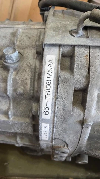 2015 Parts & Memorabilia Gearboxes - Image 3 of 3