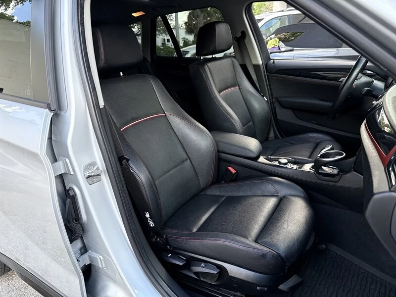 2015 BMW E84 X1 - Image 7 of 21