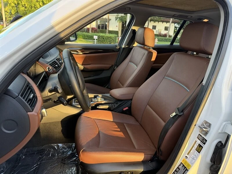 2015 BMW E84 X1 - Image 8 of 21