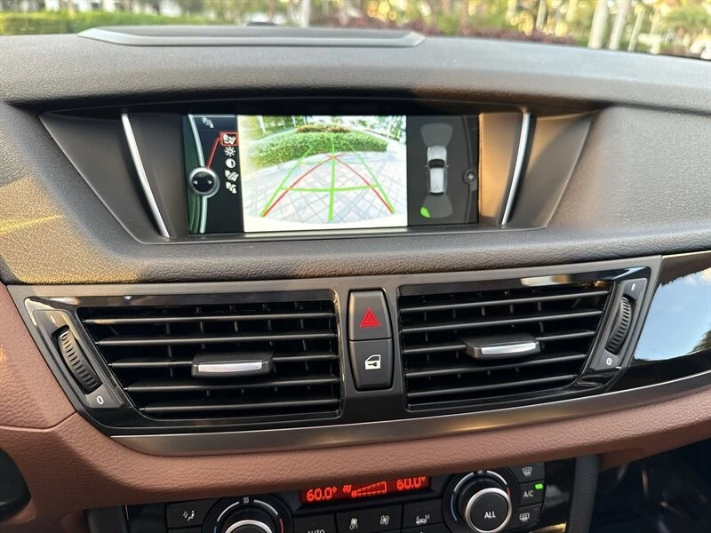 2015 BMW E84 X1 - Image 16 of 21
