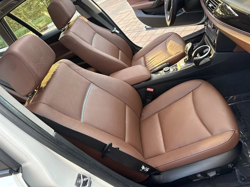 2015 BMW E84 X1 - Image 10 of 21