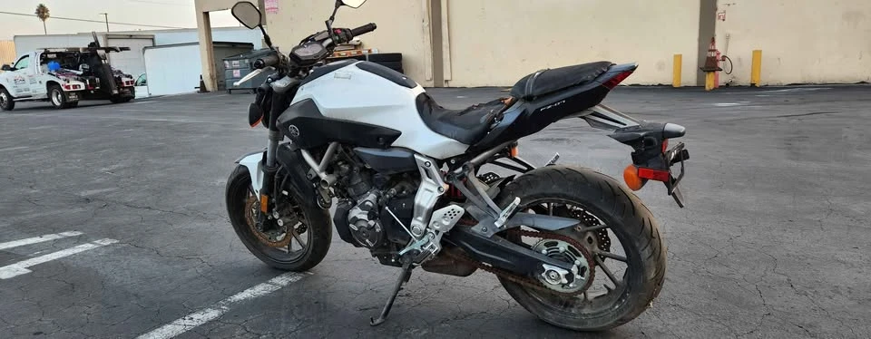 2015 Yamaha YZF - Image 2 of 4