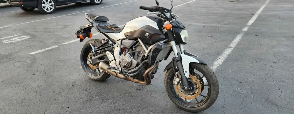2015 Yamaha YZF - Image 3 of 4