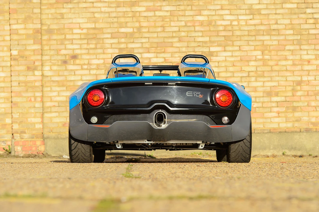2015 Zenos - Image 7 of 31