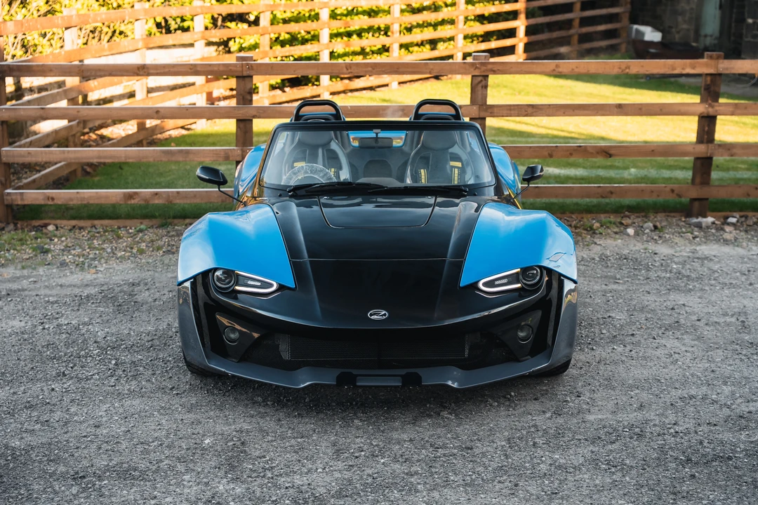 2015 Zenos - Image 10 of 31