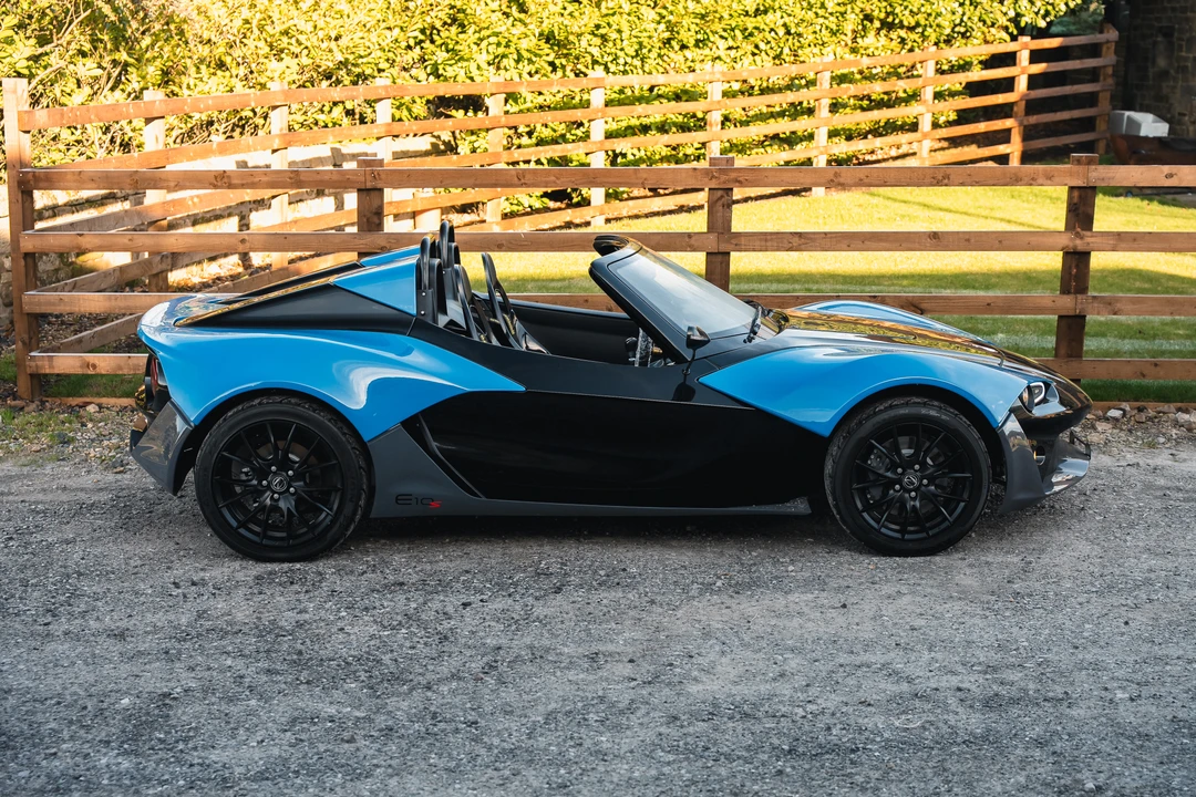2015 Zenos - Image 20 of 31