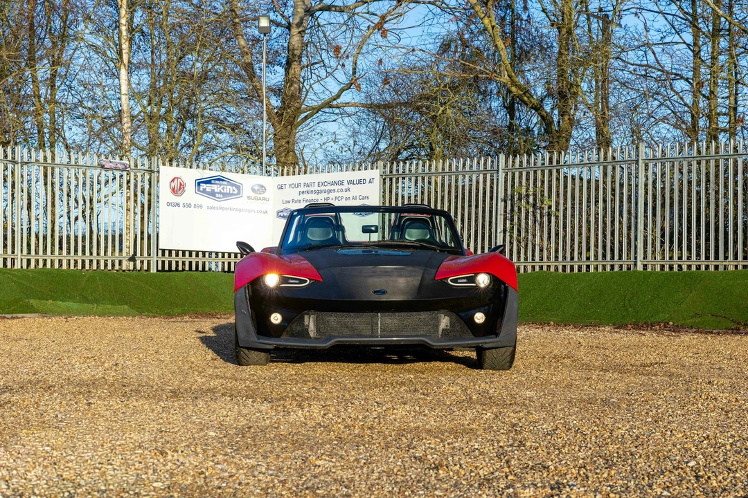 2015 Zenos - Image 10 of 21