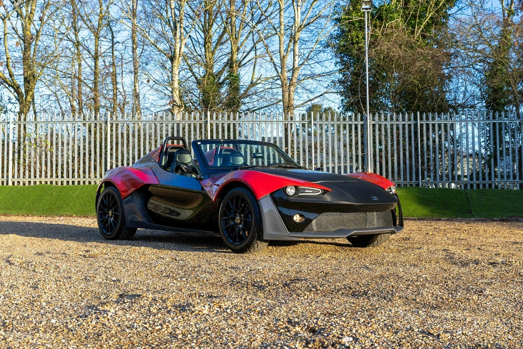 2015 Zenos - Image 16 of 21